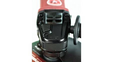 Угловая шлифовальная машина Энергомаш Гарант УШМ1-125ТР