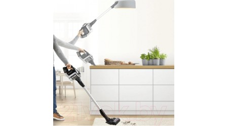 Вертикальный пылесос Bosch BBS811PCK