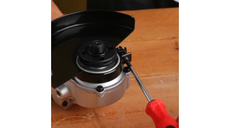 Угловая шлифовальная машина Deko DKAG750 / 063-4164