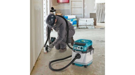 Пылесос Makita DVC150LZ