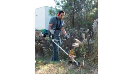 Бензокоса Makita EM2650UH