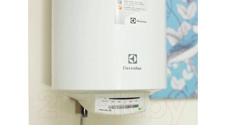 Накопительный водонагреватель Electrolux EWH 50 Heatronic DL Slim DryHeat