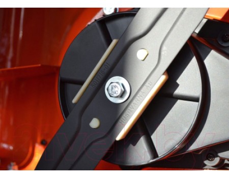 Газонокосилка электрическая Husqvarna LC 141C (967 09 93-01)