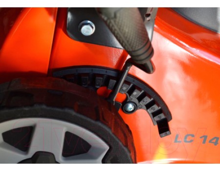 Газонокосилка электрическая Husqvarna LC 141C (967 09 93-01)