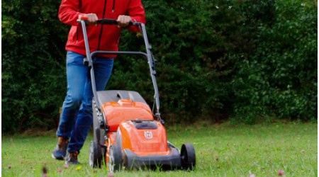 Газонокосилка электрическая Husqvarna LC 141VLi (967 09 92-01)
