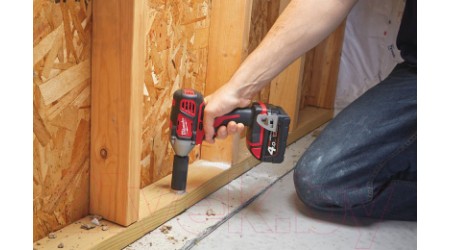 Аккумуляторный гайковерт Milwaukee M18 BIW12-0 / 4933443590