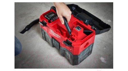 Портативный пылесос Milwaukee M18 VC2 / 4933464029