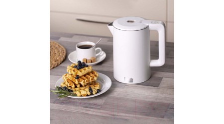 Электрочайник Redmond SkyKettle RK-М216S (белый)