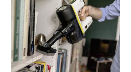Вертикальный пылесос Karcher VC 7 Cordless yourMax Pet (1.198-713.0)